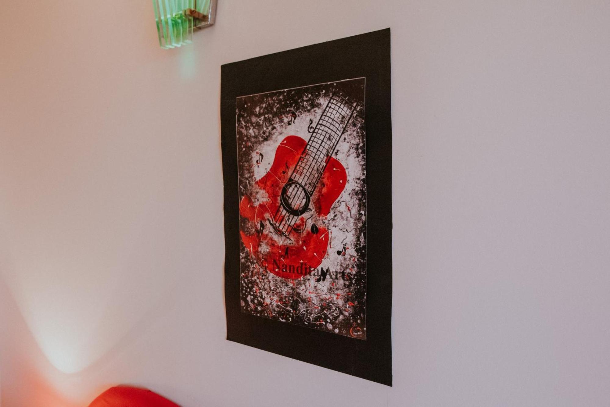Rooms & Apartment Gh Pasha Тузла Стая снимка